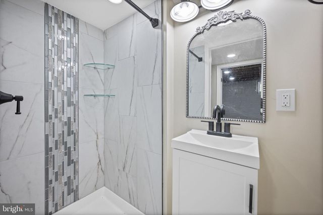 3826 PALL MALL RD, Baltimore, MD 21215