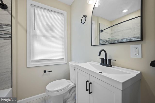 3826 PALL MALL RD, Baltimore, MD 21215