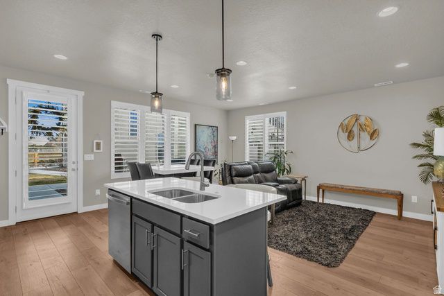 756 W MARCONI WAY, Murray, UT 84123