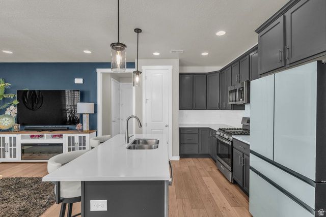 756 W MARCONI WAY, Murray, UT 84123