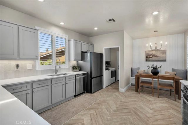 3830 Peridot Court, Perris, CA 92570