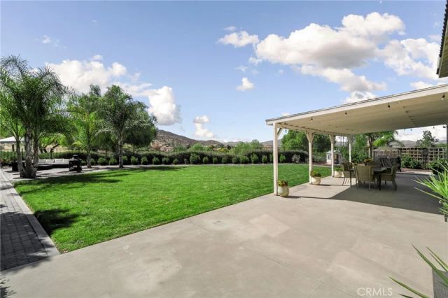 3830 Peridot Court, Perris, CA 92570