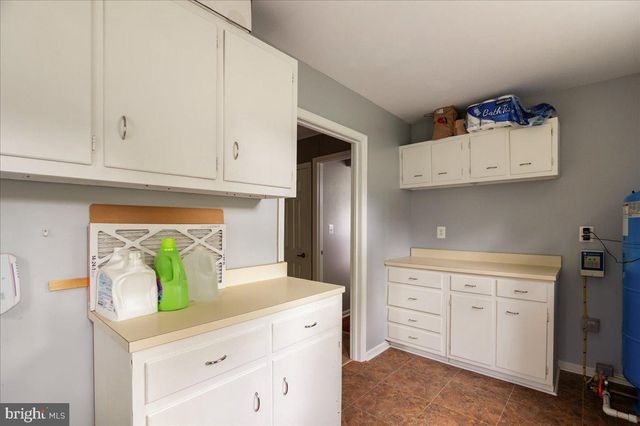 369 MOUNTAIN LAKE DR, Front Royal, VA 22630