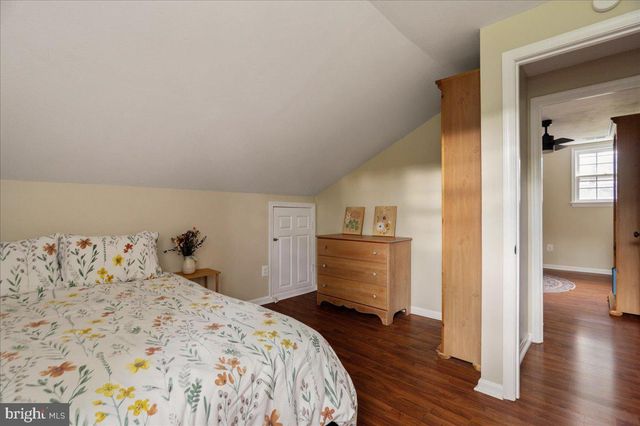 369 MOUNTAIN LAKE DR, Front Royal, VA 22630