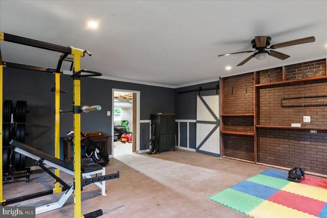 369 MOUNTAIN LAKE DR, Front Royal, VA 22630