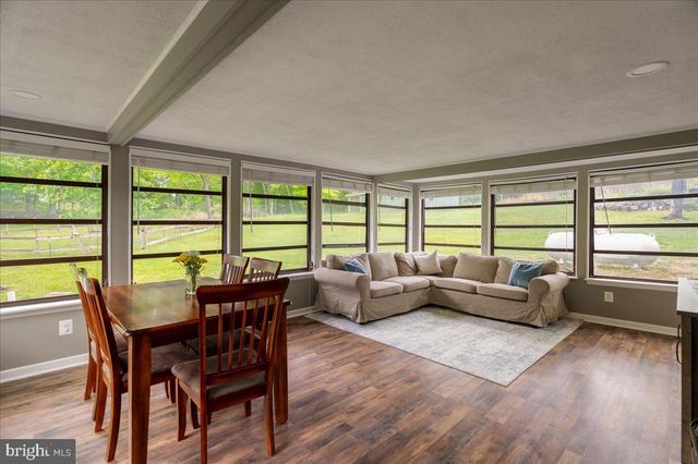 369 MOUNTAIN LAKE DR, Front Royal, VA 22630