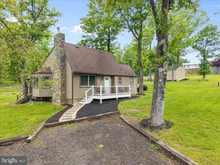 369 MOUNTAIN LAKE DR, Front Royal, VA 22630