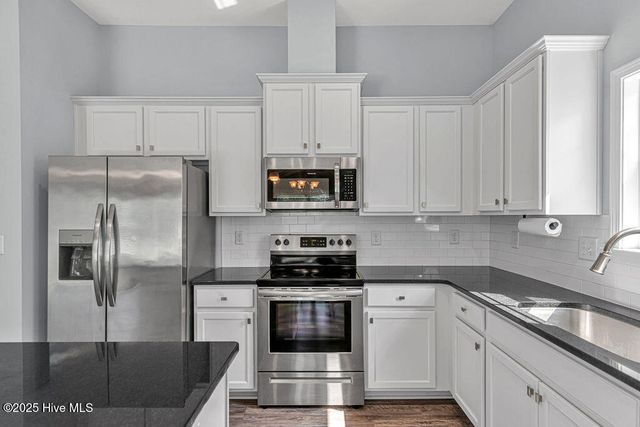 203 Pastoral Court, Sneads Ferry, NC 28460