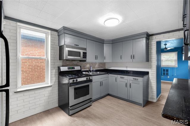 4718 Newport Avenue, St Louis, MO 63116