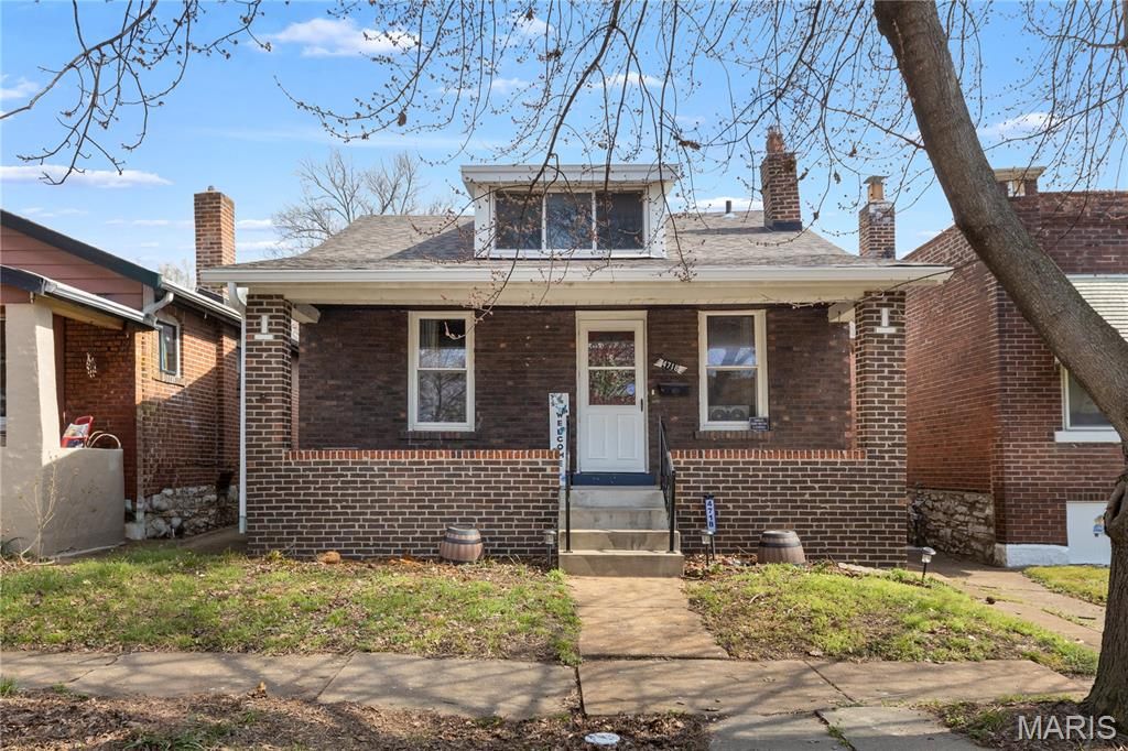 4718 Newport Avenue, St Louis, MO 63116