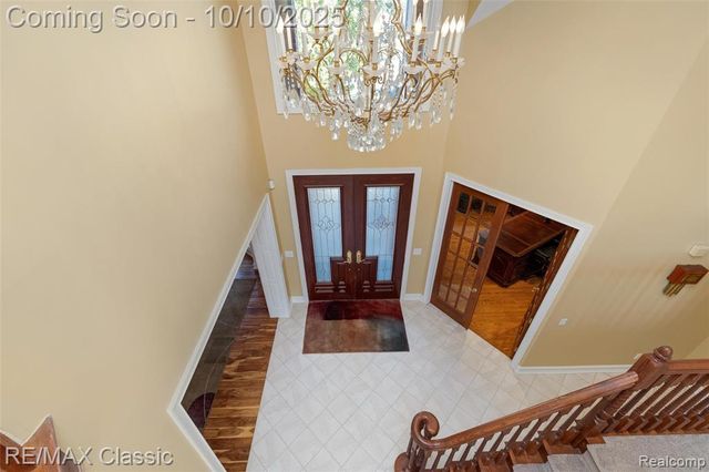 7040 Royal Villa Court, Canton, MI 48187