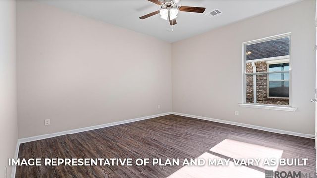58855 April Ln, Plaquemine, LA 70764