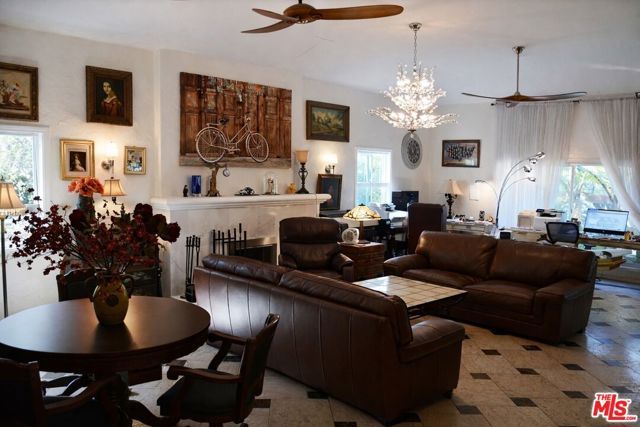 1538 N Crescent Heights Boulevard, West Hollywood, CA 90046