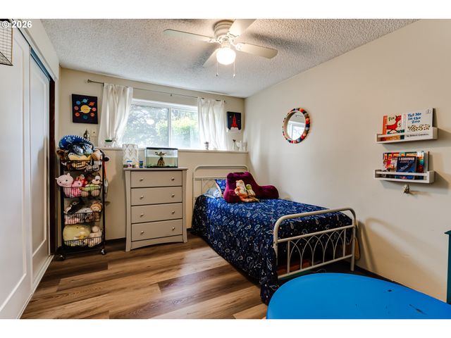 4083 DONALD St A, Eugene, OR 97405