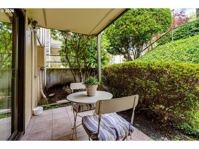 4083 DONALD St A, Eugene, OR 97405