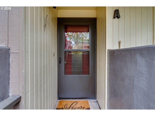 4083 DONALD St A, Eugene, OR 97405