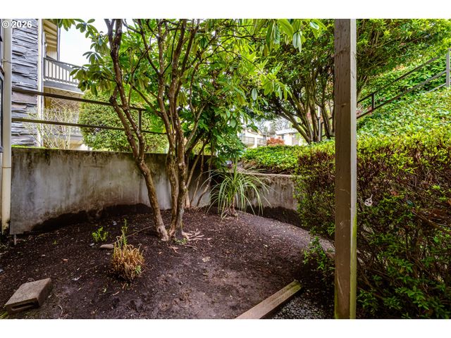 4083 DONALD St A, Eugene, OR 97405