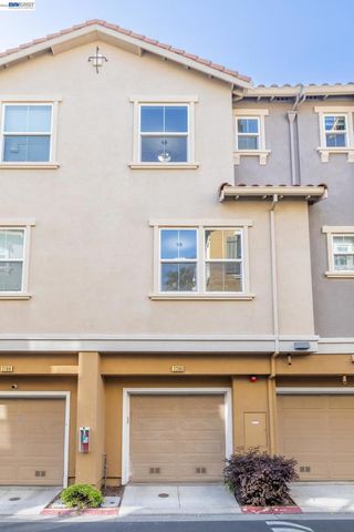 2200 2200 Beech Cir, San Jose, CA 95131