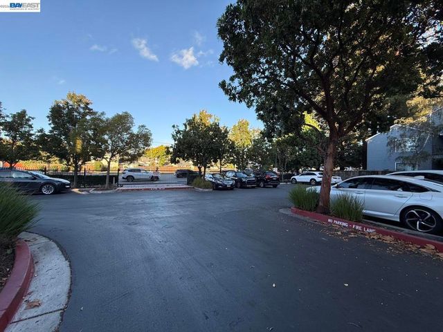 2200 2200 Beech Cir, San Jose, CA 95131