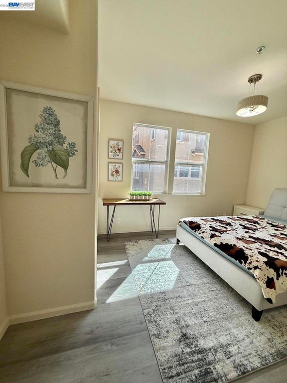 Image 8 of property listing at 2200 2200 Beech Cir, San Jose, CA 95131