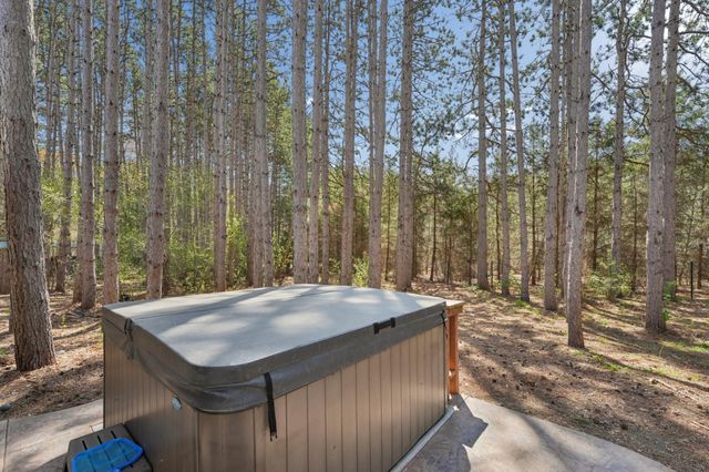 4320 217th Avenue NE, Cedar, MN 55011