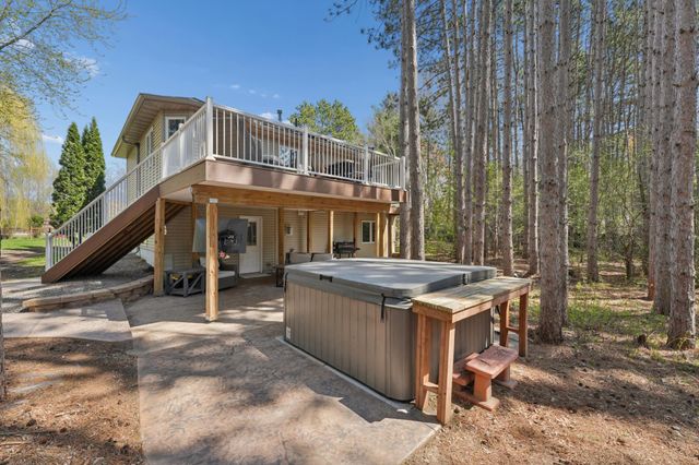 4320 217th Avenue NE, Cedar, MN 55011