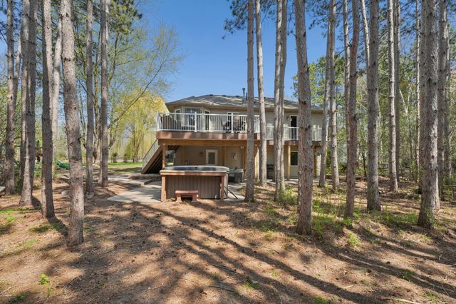 4320 217th Avenue NE, Cedar, MN 55011