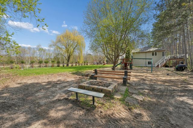 4320 217th Avenue NE, Cedar, MN 55011
