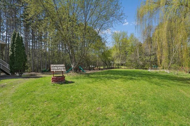 4320 217th Avenue NE, Cedar, MN 55011