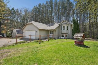 4320 217th Avenue NE, Cedar, MN 55011