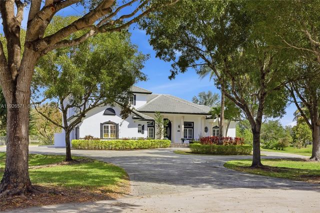 20401 SW 48th Pl, Southwest Ranches, FL 33332