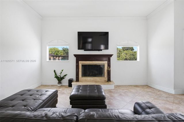 20401 SW 48th Pl, Southwest Ranches, FL 33332