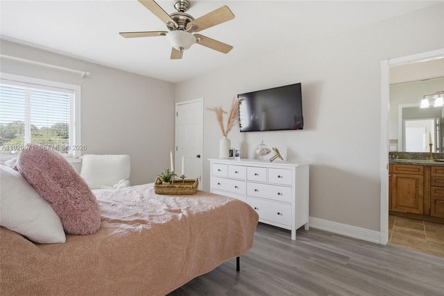 20401 SW 48th Pl, Southwest Ranches, FL 33332