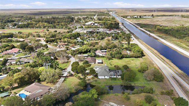 20401 SW 48th Pl, Southwest Ranches, FL 33332