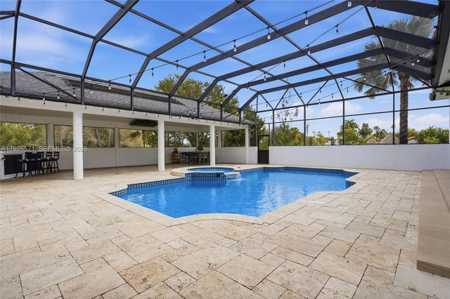 20401 SW 48th Pl, Southwest Ranches, FL 33332