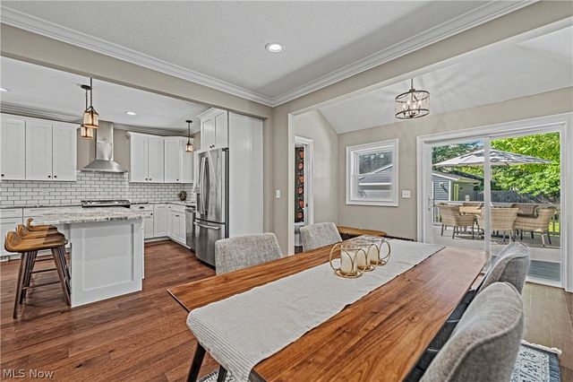 1596 Orchard Grove Avenue, Lakewood, OH 44107