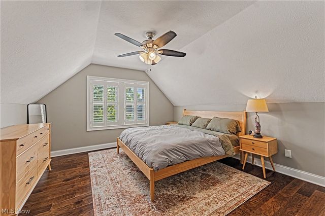 1596 Orchard Grove Avenue, Lakewood, OH 44107