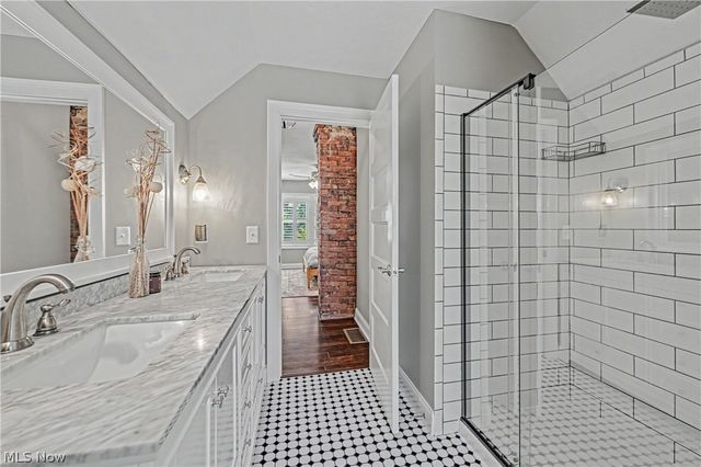 1596 Orchard Grove Avenue, Lakewood, OH 44107