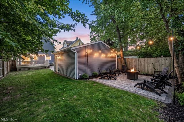 1596 Orchard Grove Avenue, Lakewood, OH 44107