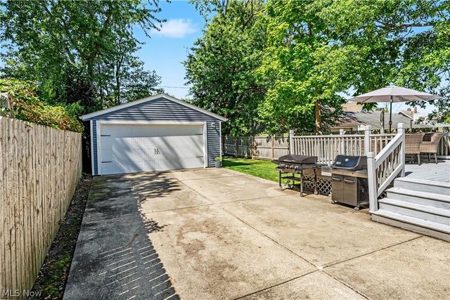 1596 Orchard Grove Avenue, Lakewood, OH 44107