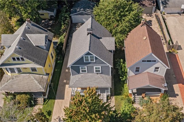 1596 Orchard Grove Avenue, Lakewood, OH 44107