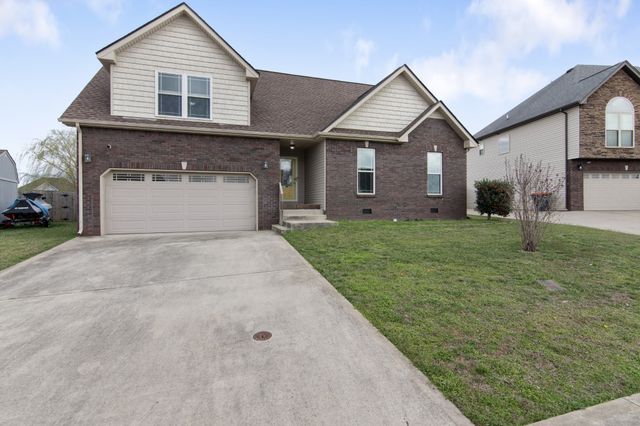 1753 Spring Haven Dr, Clarksville, TN 37042