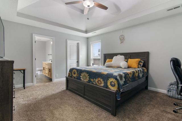 1753 Spring Haven Dr, Clarksville, TN 37042