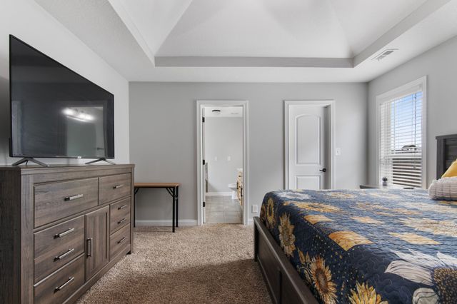 1753 Spring Haven Dr, Clarksville, TN 37042