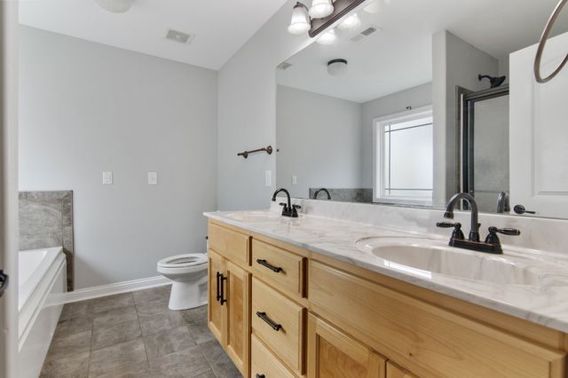 1753 Spring Haven Dr, Clarksville, TN 37042