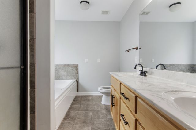 1753 Spring Haven Dr, Clarksville, TN 37042