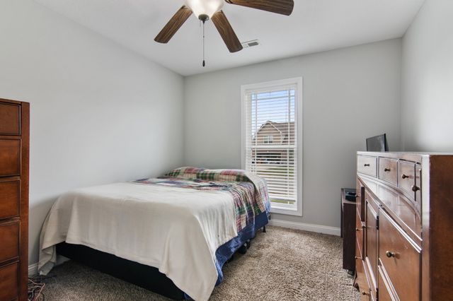 1753 Spring Haven Dr, Clarksville, TN 37042