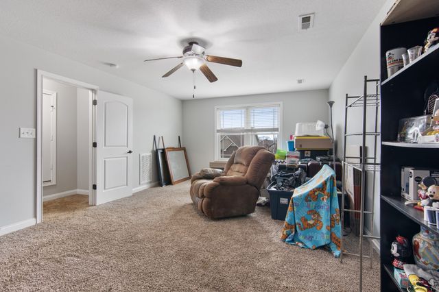 1753 Spring Haven Dr, Clarksville, TN 37042