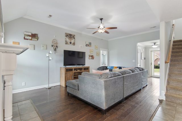 1753 Spring Haven Dr, Clarksville, TN 37042