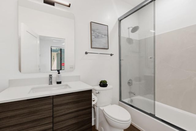 4220 N 32nd Street Unit 34, Phoenix, AZ 85018